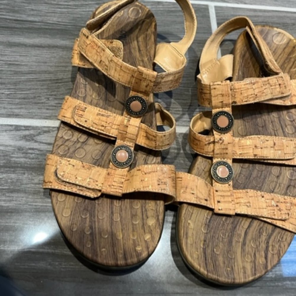 vionic orthoheel sandals size 12